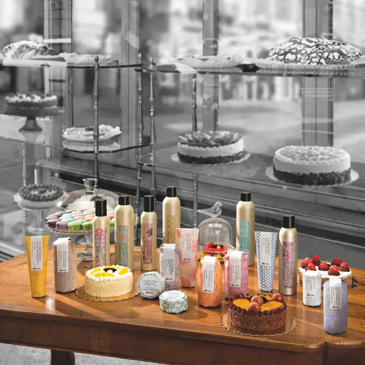 Davines. Laque Invisible Sans Gaz à Fixation Souple More Inside - 250 ml – Image 3